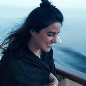 Meet your Posher, Daniela